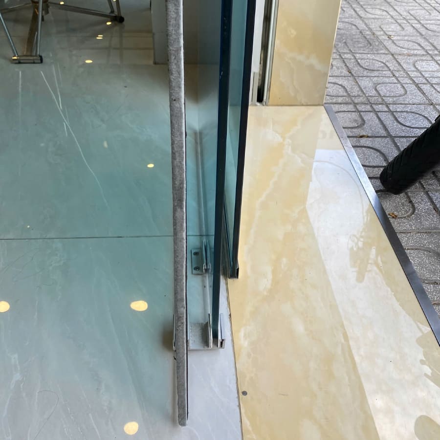 Cơ chế xếp lớp cửa trượt tự động TOHO TH608 với cánh trước nhanh cánh sau chậm