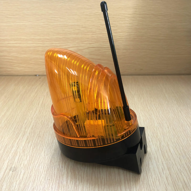 Cận cảnh đèn báo hiệu cổng lùa tự động TOHO TH652 chính hãng, cảnh báo an toà