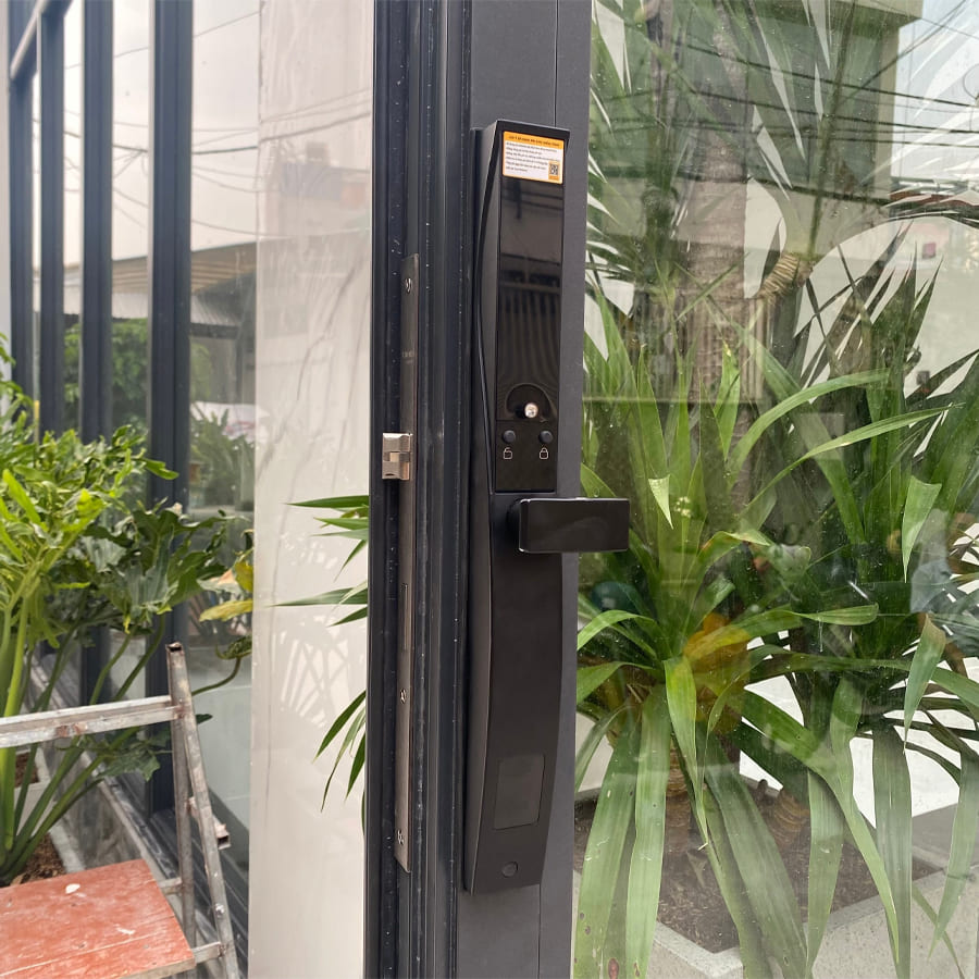 Thiết kế sang trọng, mạnh mẽ của khóa TOHO TH702